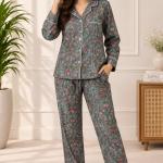 Green Floral Pajama Set for Women – Botanical Print Button-Down Sleepwear with Matching Pants